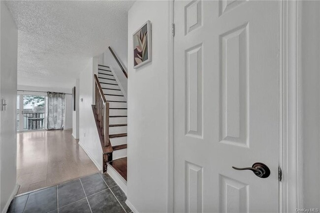 Photo - 9 Winchester Ave