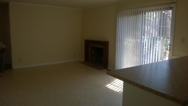 Photo - 6704 Johnsdale Rd
