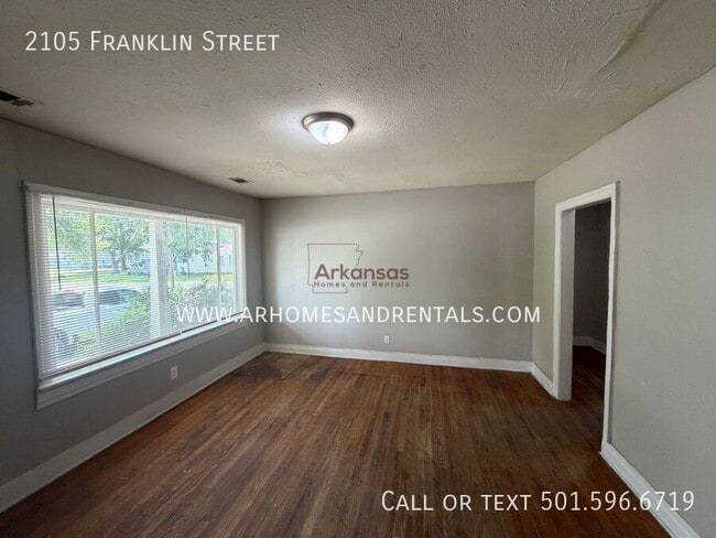 Photo - 2105 Franklin St
