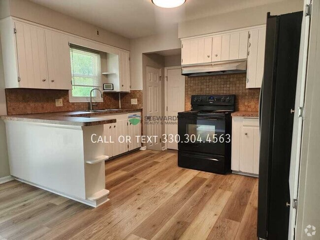 Building Photo - 8250 E Wadora Cir NW Rental