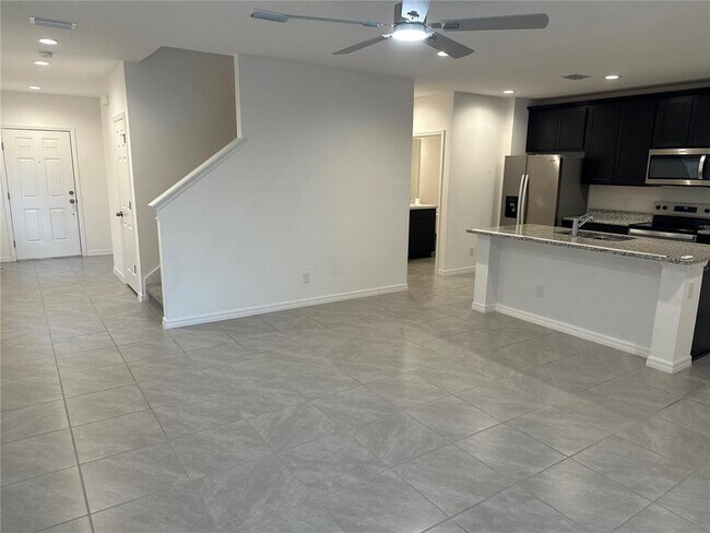189 Glass Onion Dr