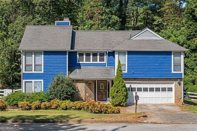 Photo - 990 Chapman Ln