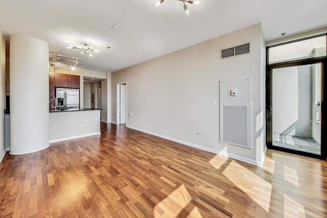 Photo - 1255 S State St Unit 1918