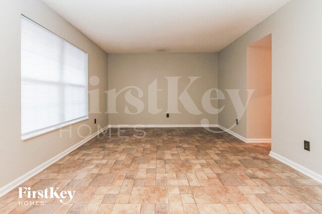 Photo - 1164 Chestnut Ln