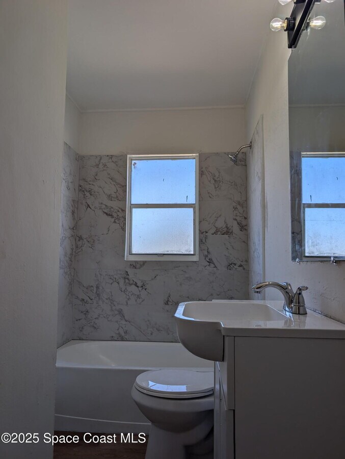 Photo - 2513 Lipscomb St