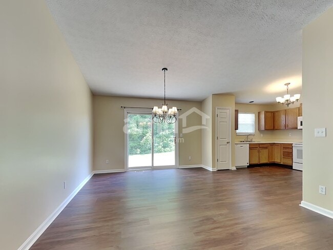 Photo - 410 Morning Sun Dr