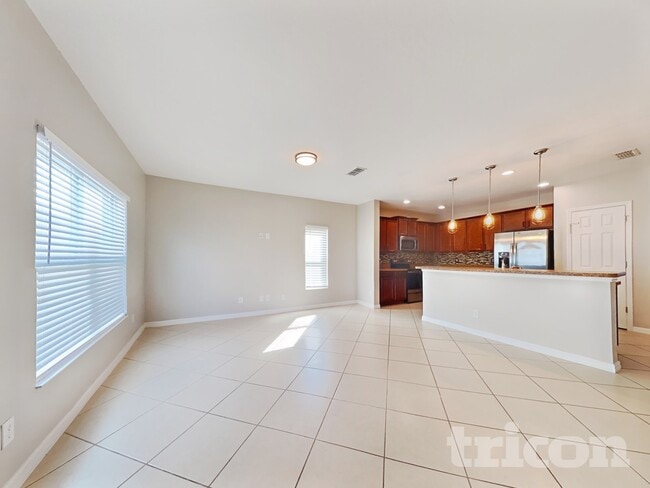 Photo - 4887 Rockvale Dr
