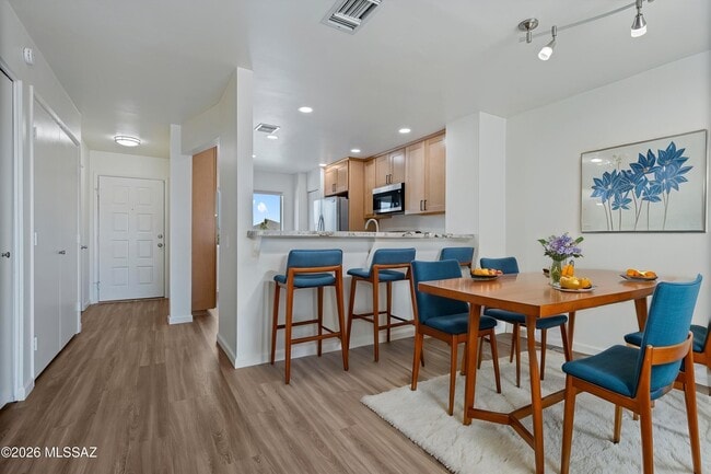 Photo - 2616 Ironcrest Dr W