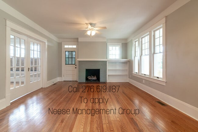 Photo - 809 Colonial Rd SW Unit Colonial Road Bungalow