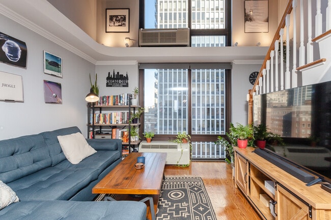 Photo - 1221 N Dearborn St Unidad 1008N