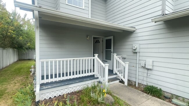 Photo - 15325-15327 Berry Valley Rd SE Unit 15327 Berry Valley Rd SE