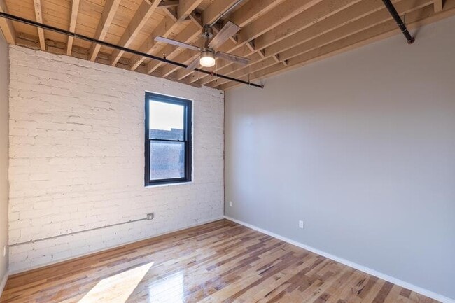 Photo - 116 N 4th St Unit 214