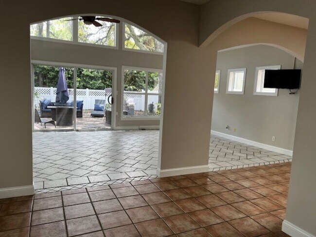 Photo - Bermuda Pointe