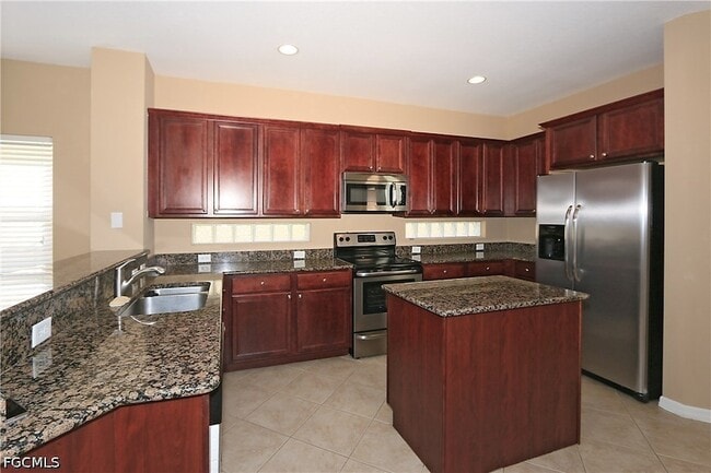 Photo - 17007 Tremont St