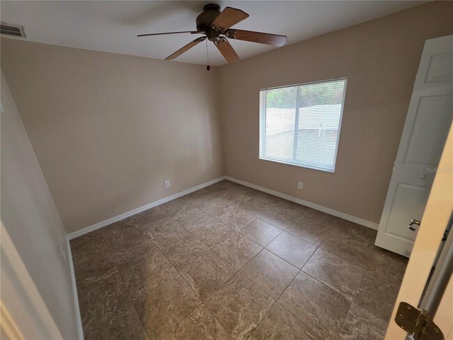 Photo - 1644 Dawnview St