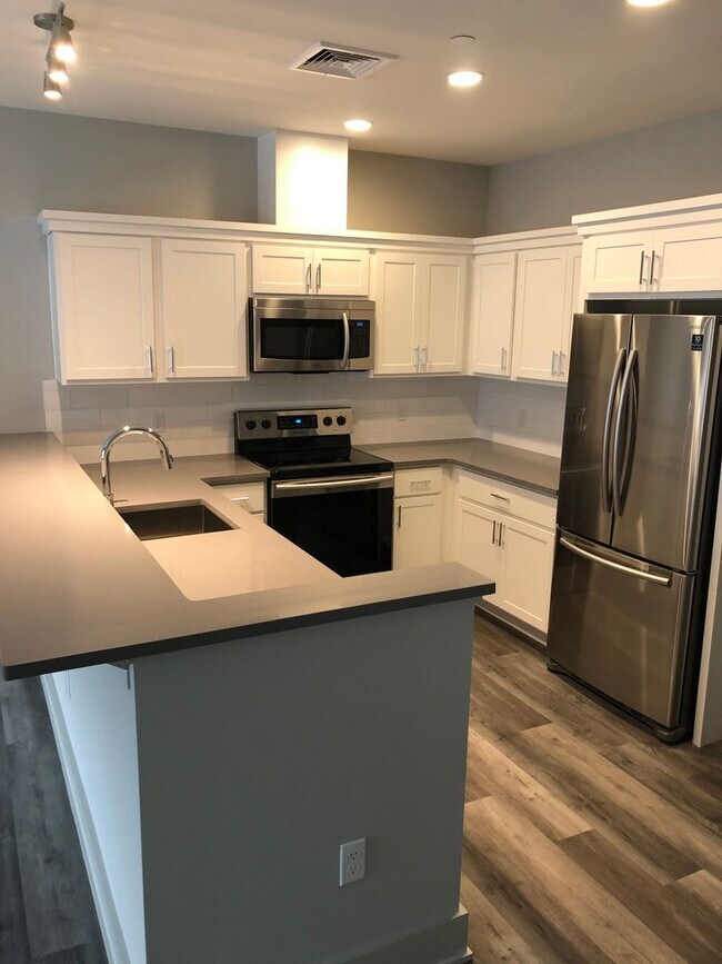 Farrell Communities at Sandy Hook Apartments Sandy Hook, CT