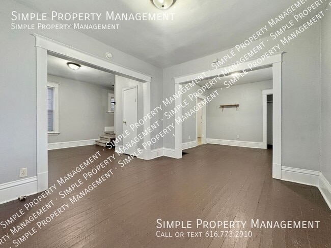851 Dayton St SW