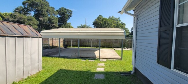 Photo - 2301 W Mallory St