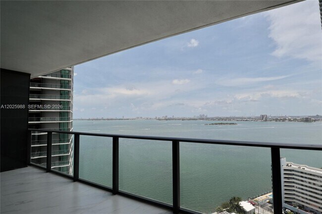 Photo - 650 NE 32nd St Unit 1605