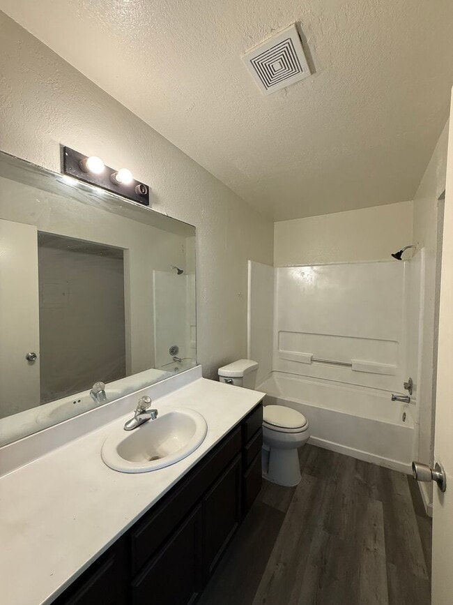 Photo - 7218 Kelly Dr Unit 7220 Kelly Dr