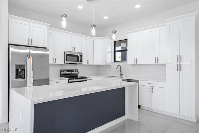 Photo - 2602 73rd St W