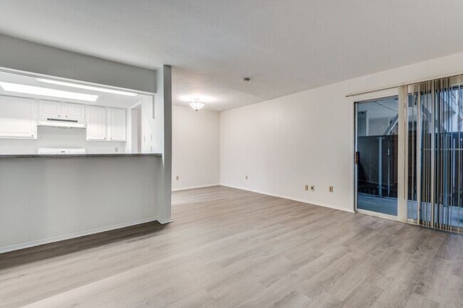 Photo - 12816 Midway Rd Unit #1063