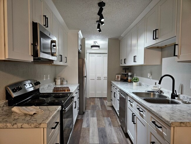 Photo - The Rock Apartments