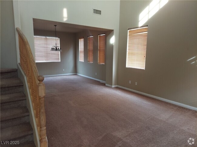 Building Photo - 101 Glendive St Rental