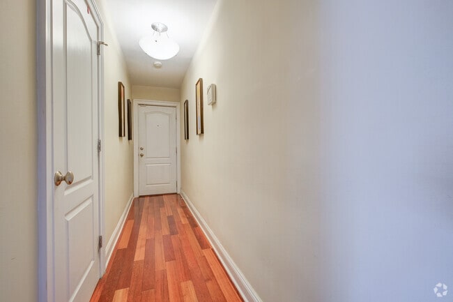 Building Photo - 2004 3rd St NE Unit 302 Rental
