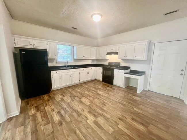 Photo - Available in Dec! Not able to show until Dec.