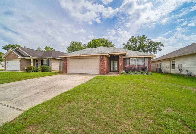 Photo - 552 Edith Ln