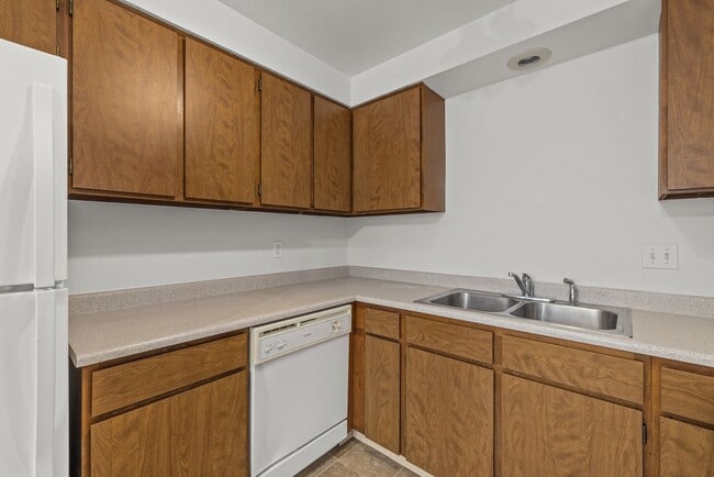 Photo - Charming townhome centrally located with great access to the Greenbelt and BSU!