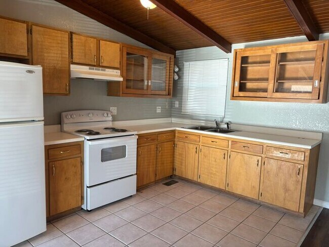 Photo - 4010 Legion Rd