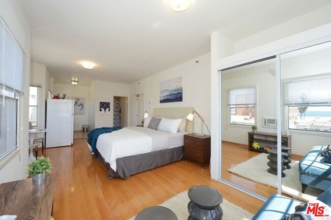 Photo - 26 Breeze Ave Unit 19