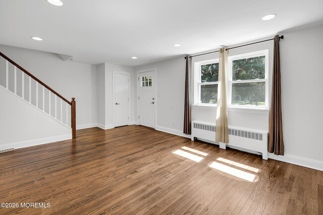 Photo - 119 Manor Dr