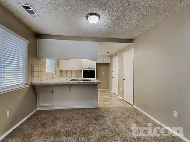 Photo - 3400 Suffolk Dr