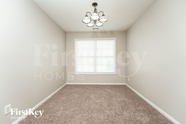 Photo - 255 Fieldview Ln