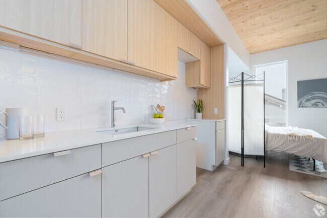 Building Photo - 155 Broadway Rental