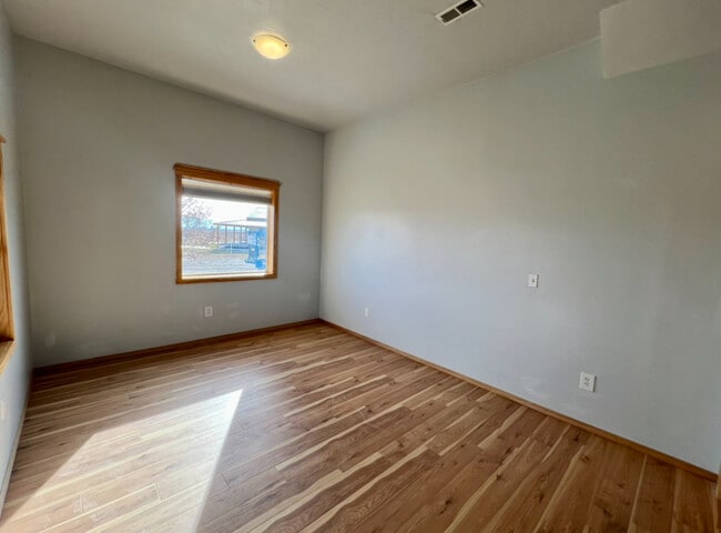 Photo - 19 Spotted Horse Rd