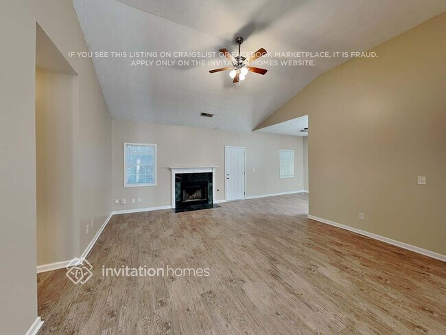 Photo - 149 Barley Ct SE