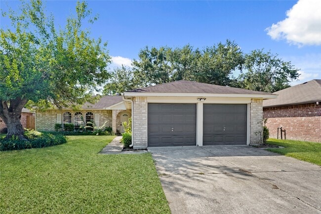 Building Photo - 14227 Rosetta Dr