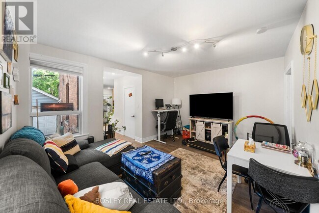 Photo - 229 Woodbine Ave Unit Main