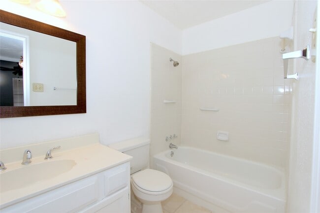 Photo - 10639 Braes Bend Dr