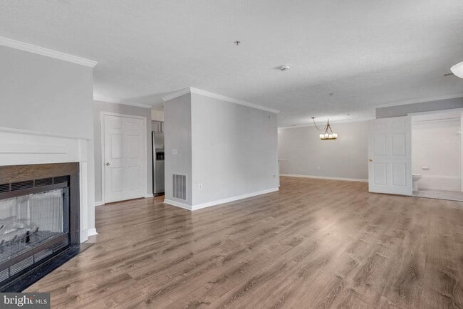 Photo - 3710 Excalibur Ct Unit 103