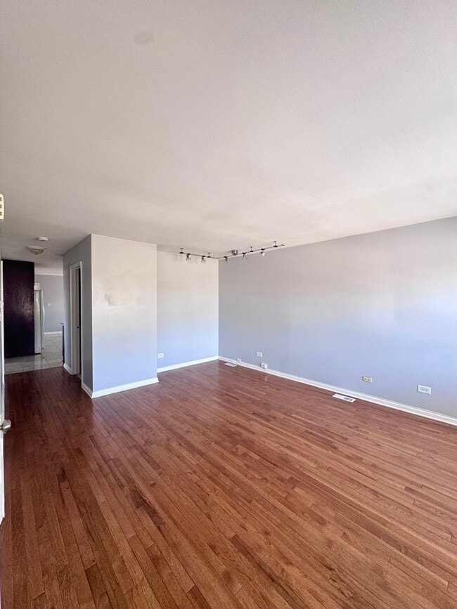 Photo - 43 W Ann St Unidad 3