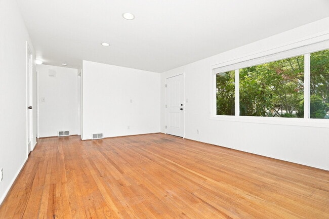 Photo - Beautiful Magnolia Home with Updated Kitchen, Spacious Yard & Flexible Living Space!- Available N...