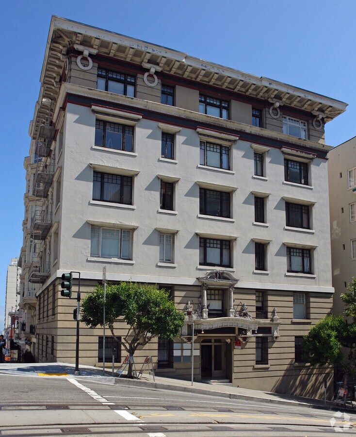 Photo - 790 California St