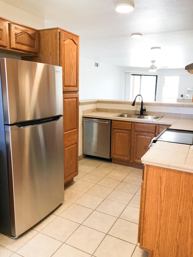 Photo - 5675 N Camino Esplendora Unit #2108