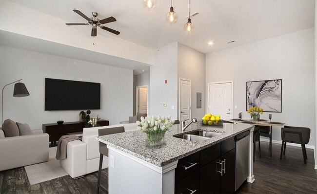 Photo - Parkway Flats