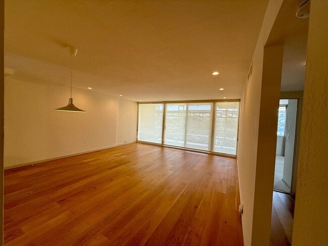 Photo - 30 Andrew Dr Unit 121